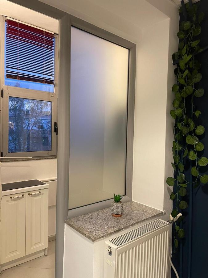Hostel Matteo Pristina Eksteriør billede
